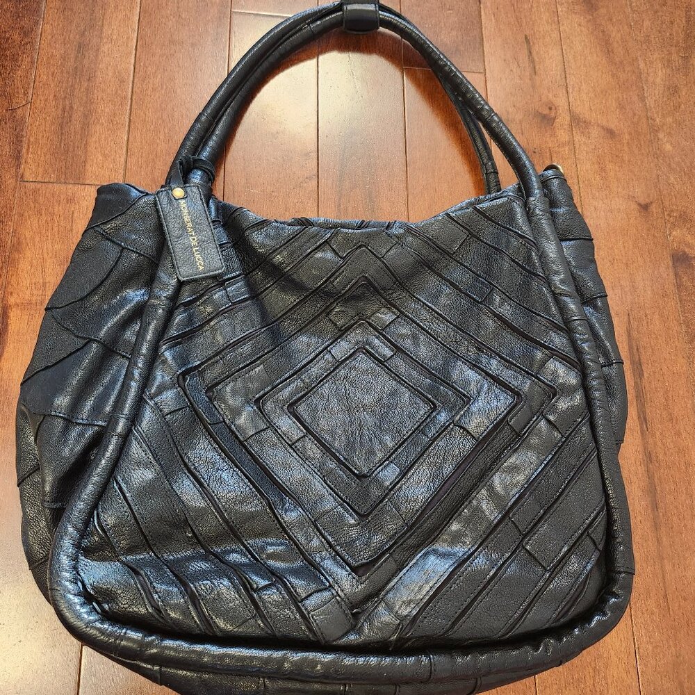 Monserat de Lucca black leather shoulder bag